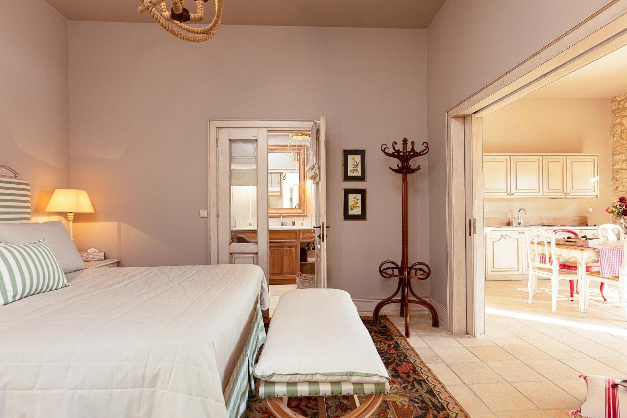 Villa Mantilari Wine Estate 7 Apartments 2 Private Pools 1 Heated Tennis Court Fitness Center Archanes Pokój zdjęcie